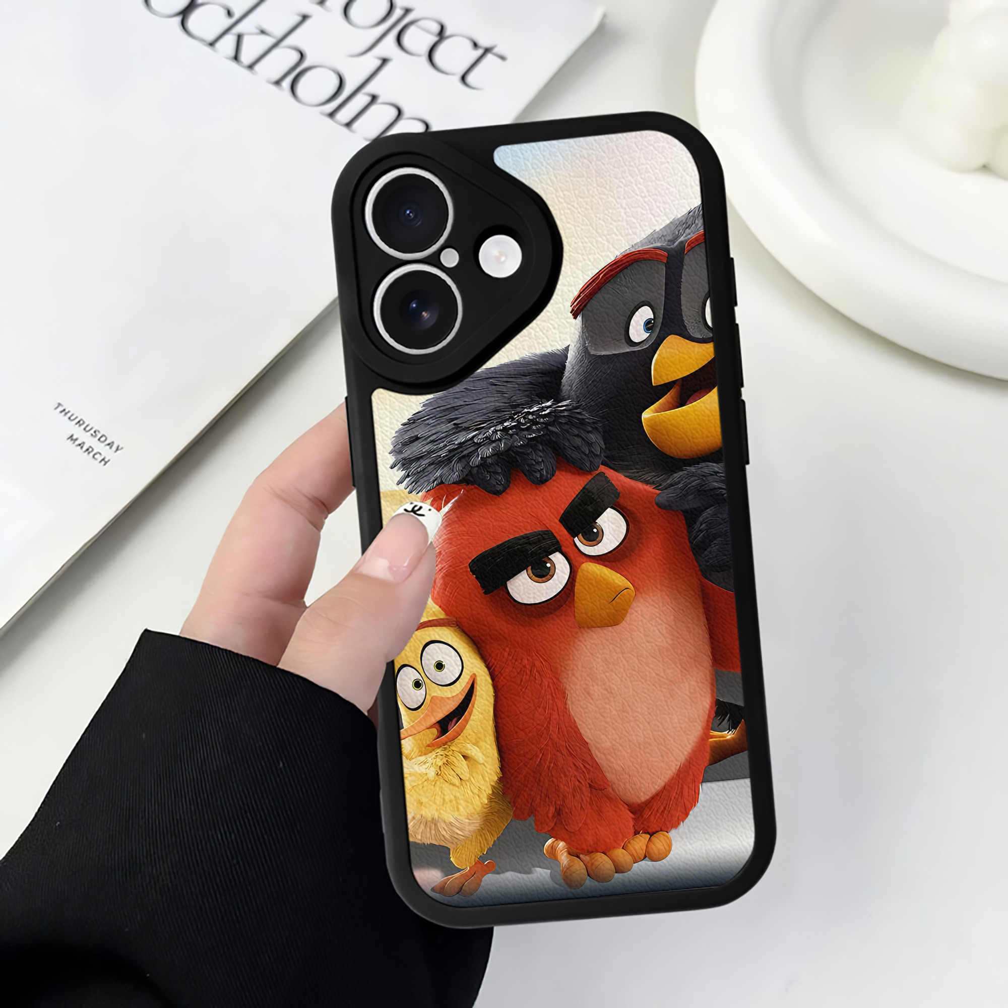 （画像用） Angry Birds アングリーバード 【iPhone 16シリーズ対応】シリコンスマホケース（レザー調） 材質：シリコン